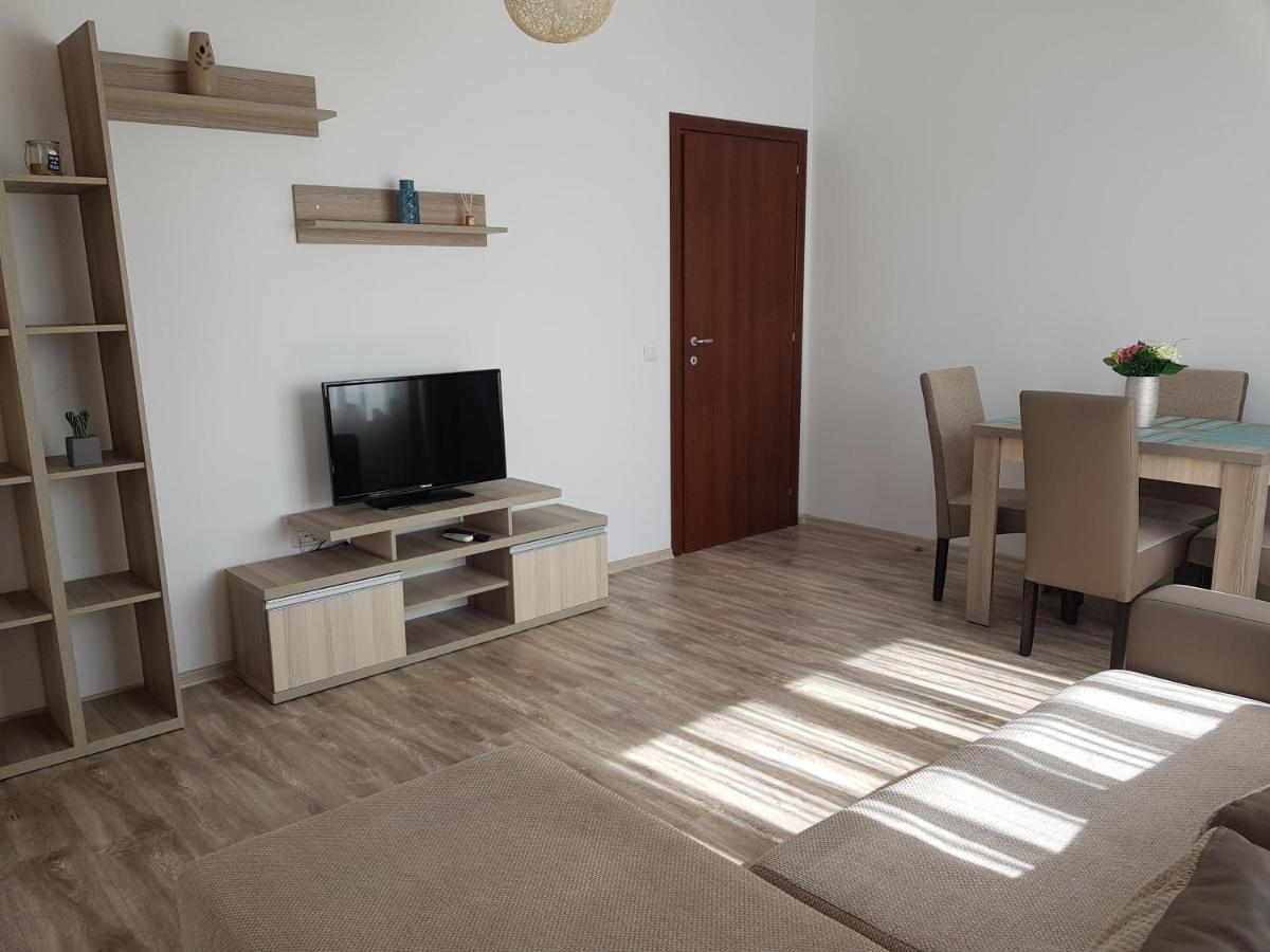 Summerland Beach&Sun Apartments Mamaia Ngoại thất bức ảnh